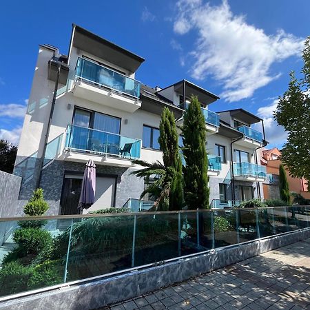 Berill Crystal Apartman Sárvár Exteriör bild