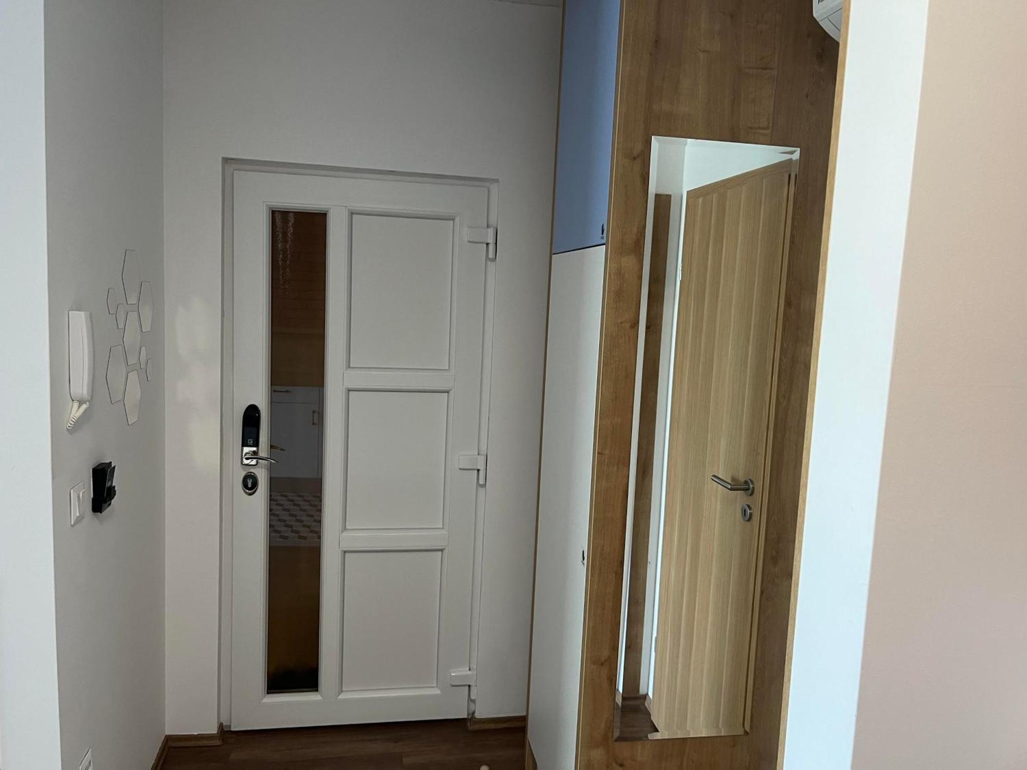 Berill Crystal Apartman Sárvár Exteriör bild