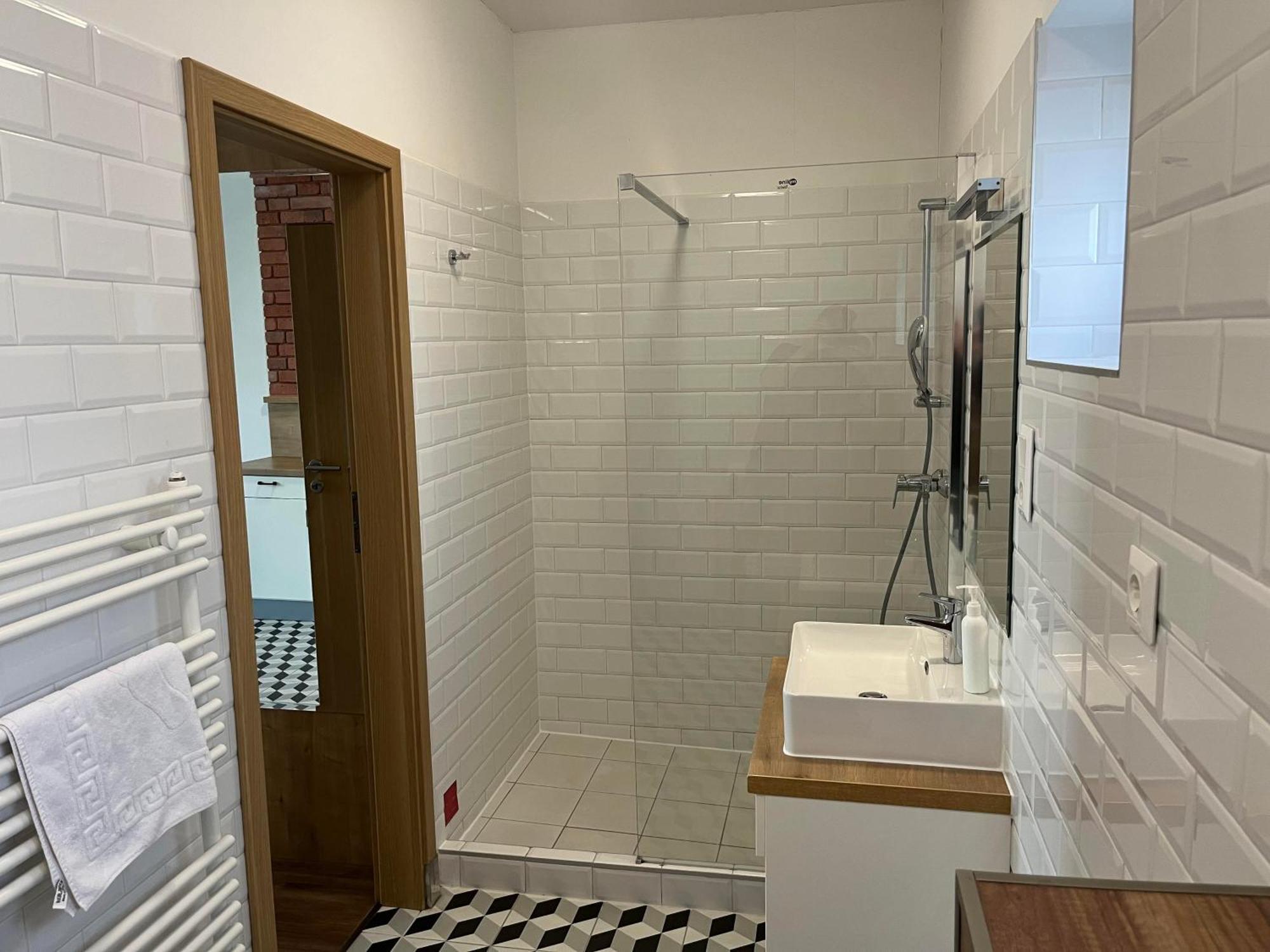 Berill Crystal Apartman Sárvár Exteriör bild